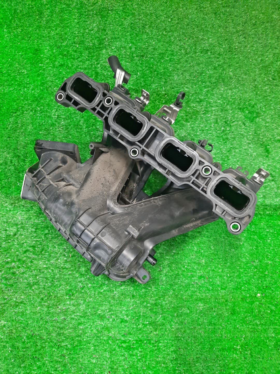 Коллектор впускной MITSUBISHI GALANT FORTIS CY4A 4B11 2 ракурс