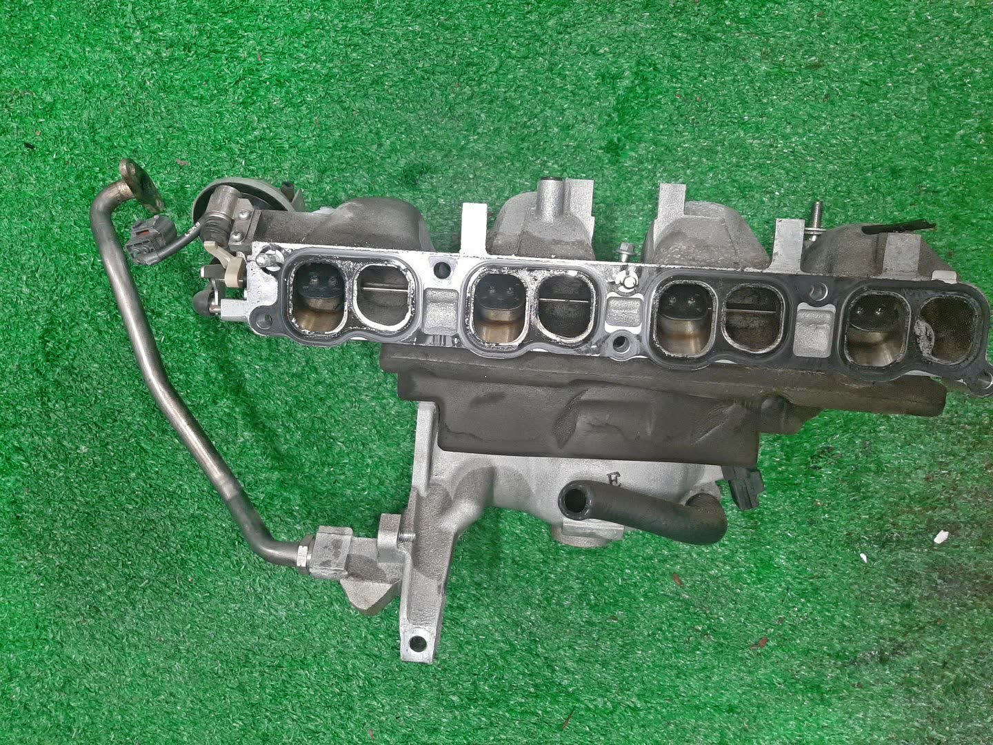 Коллектор впускной MAZDA MPV LY3P L3-VDT 2 ракурс