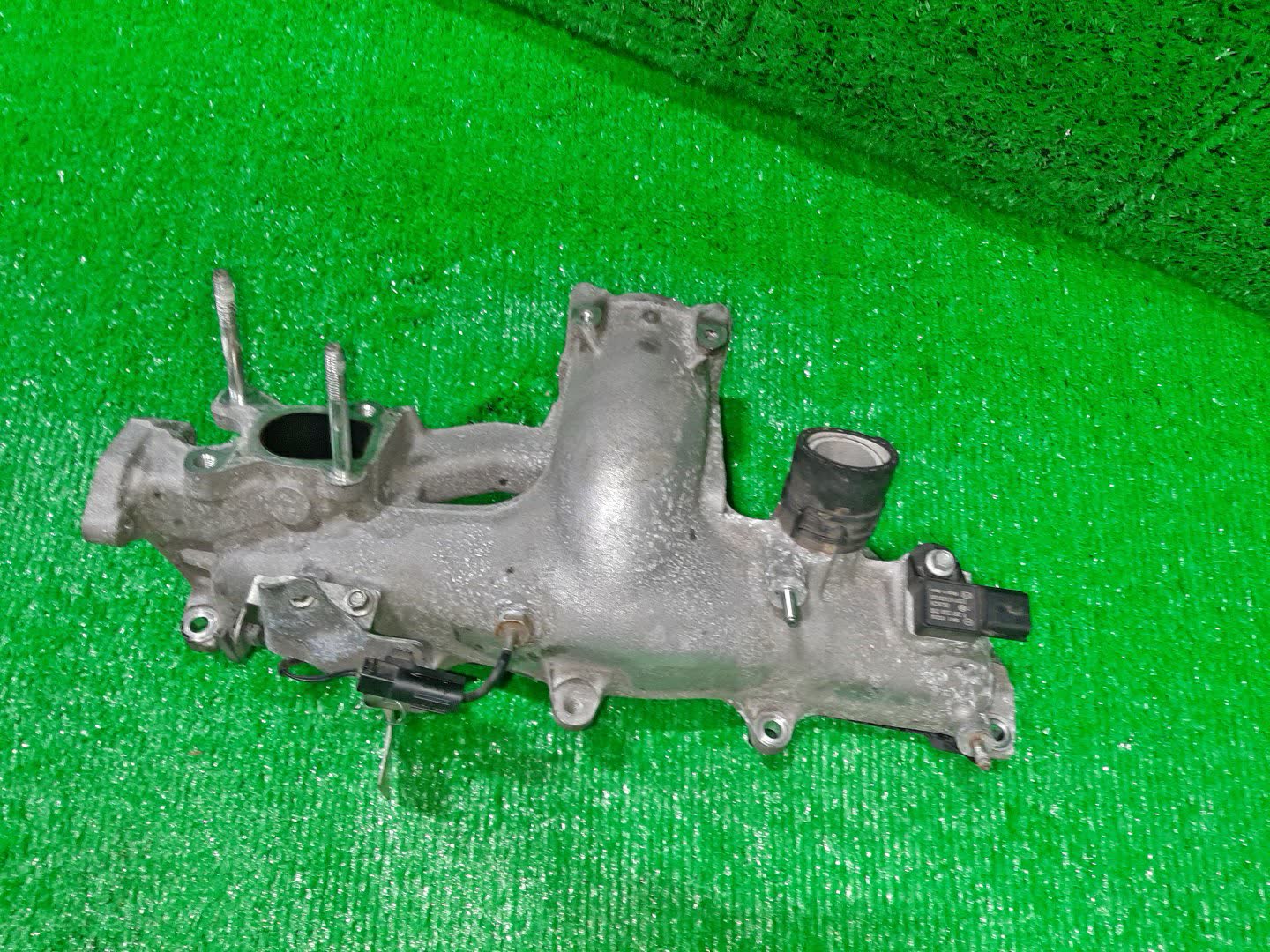 Коллектор впускной MAZDA CX-5 KE2FW SH-VPTS 1 ракурс