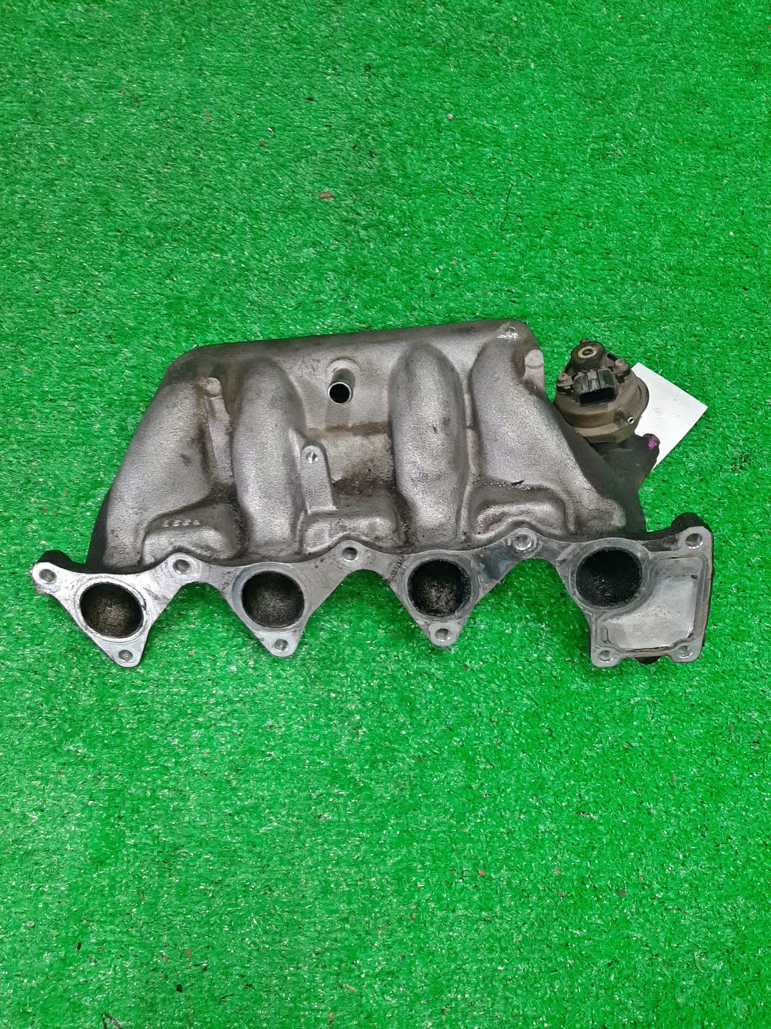 Коллектор впускной MAZDA BONGO SK22V R2 2 ракурс