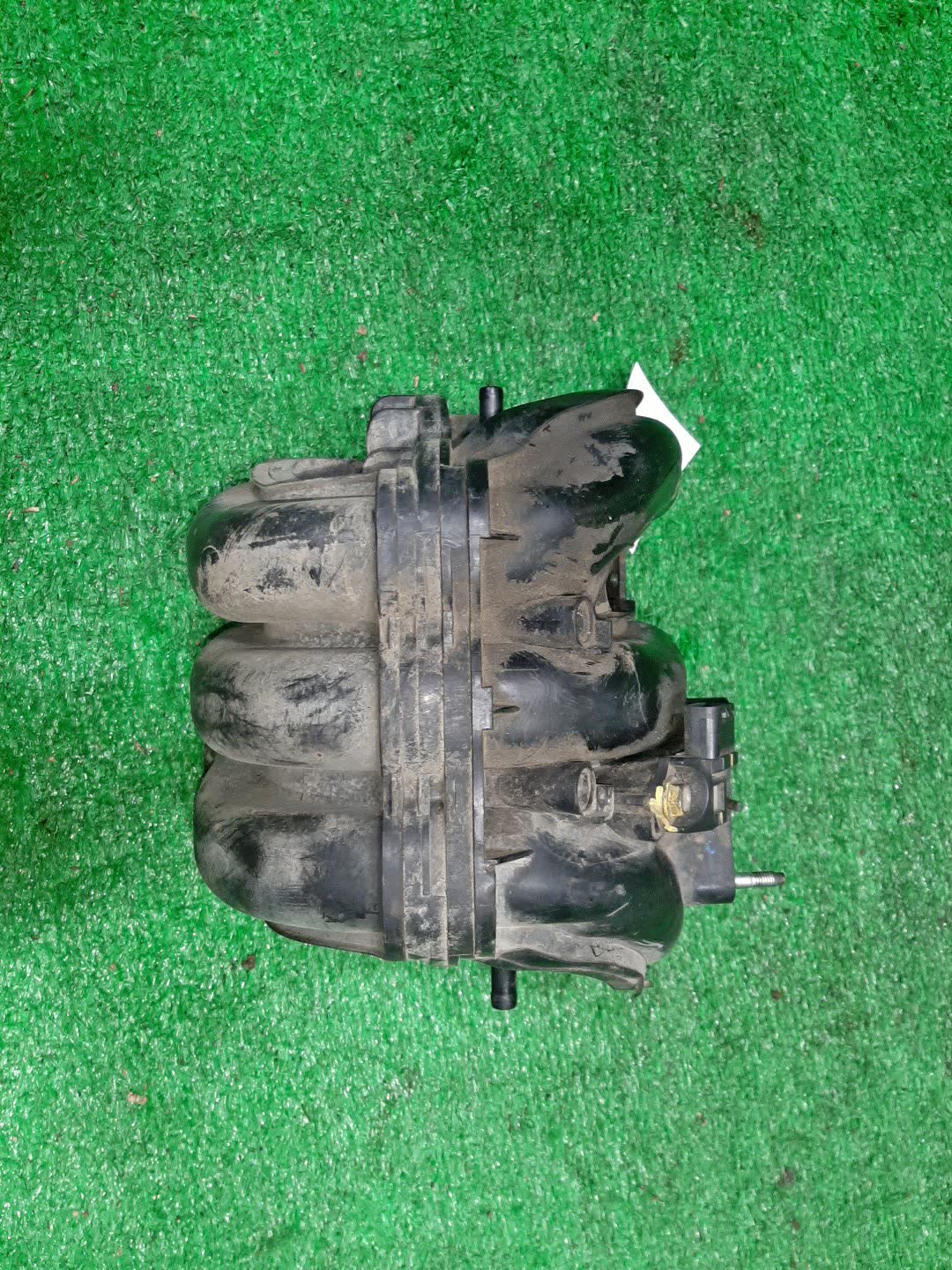 Коллектор впускной TOYOTA PASSO KGC10 1KR-FE 1 ракурс