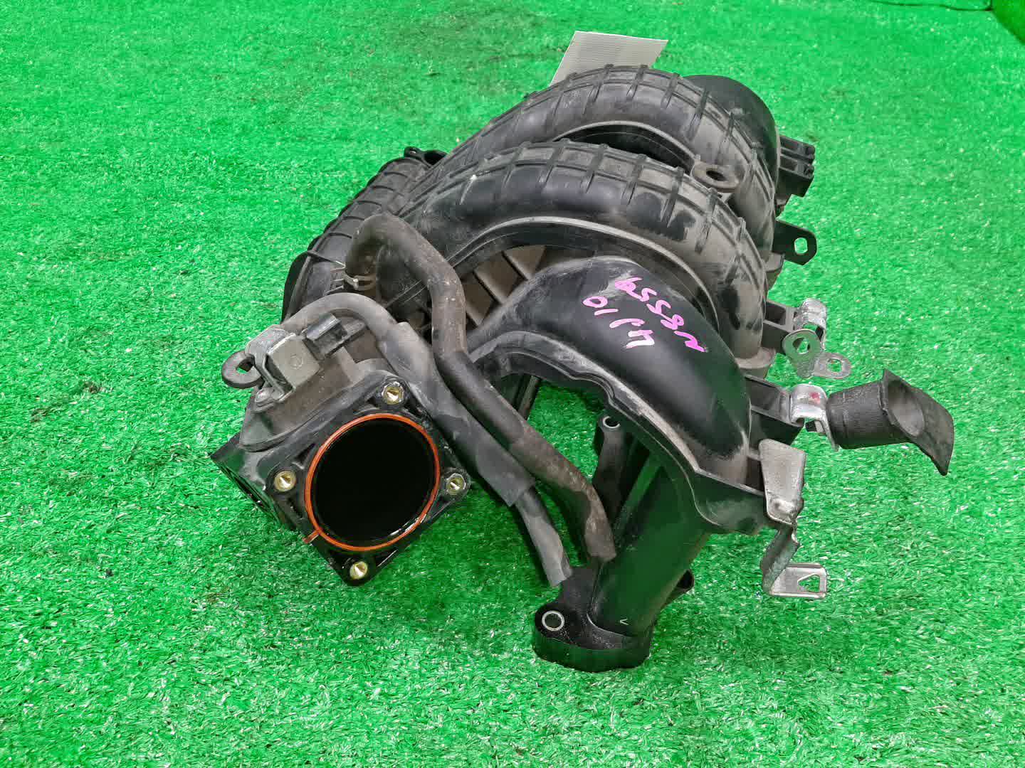 Коллектор впускной MITSUBISHI GALANT FORTIS CY6A 4J10 1 ракурс