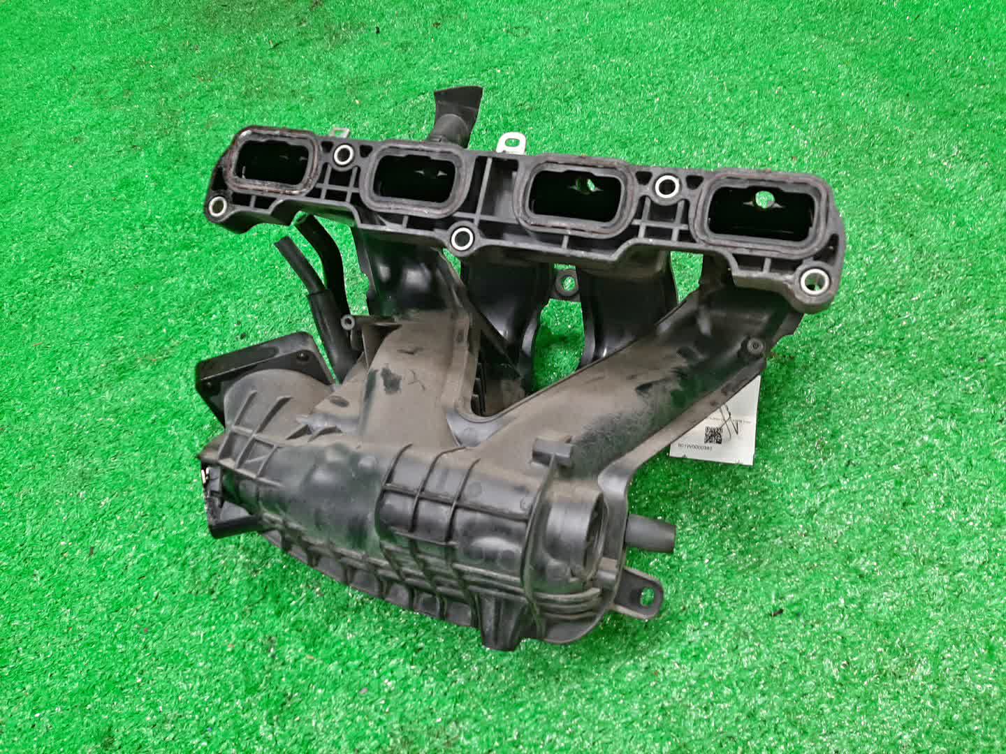 Коллектор впускной MITSUBISHI GALANT FORTIS CY6A 4J10 3 ракурс
