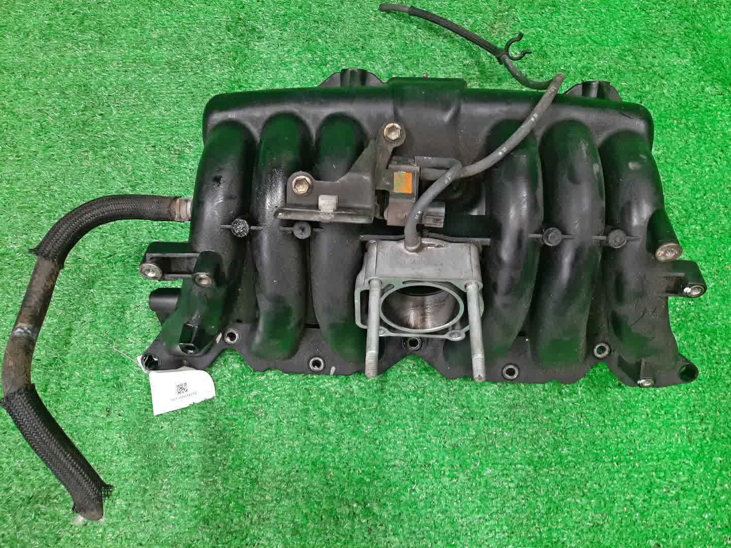 Коллектор впускной TOYOTA ALTEZZA GXE10 1G-FE 1 ракурс