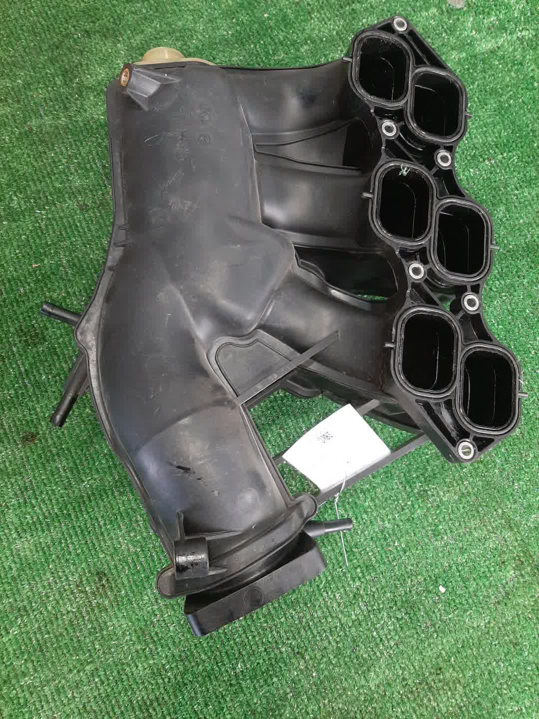 Коллектор впускной TOYOTA BLADE GRE156H 2GR-FE 2 ракурс