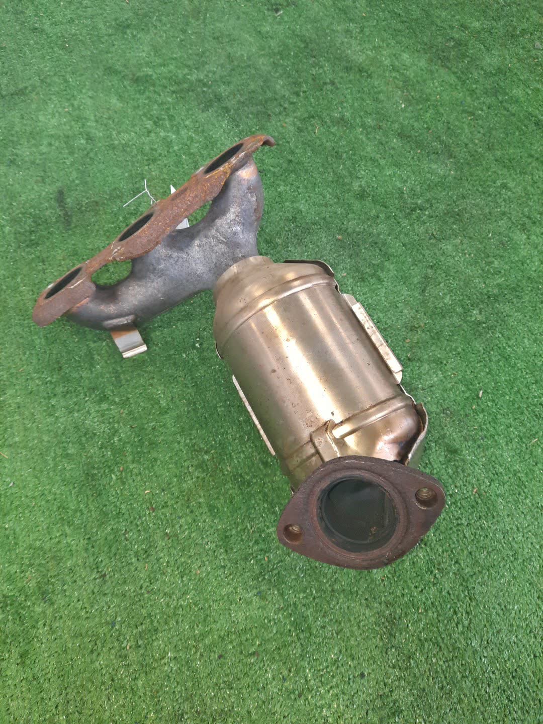 Коллектор выпускной передний TOYOTA WINDOM MCV30 1MZ-FE L8122 2 ракурс