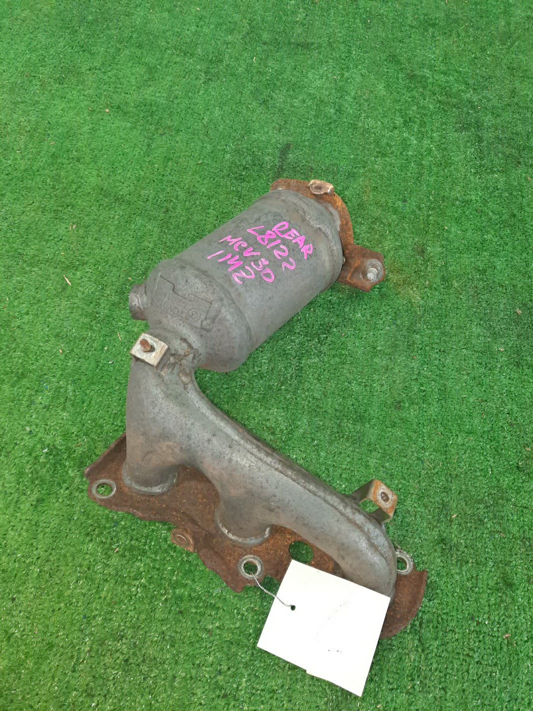 Коллектор выпускной задний TOYOTA WINDOM MCV30 1MZ-FE L8122 1 ракурс