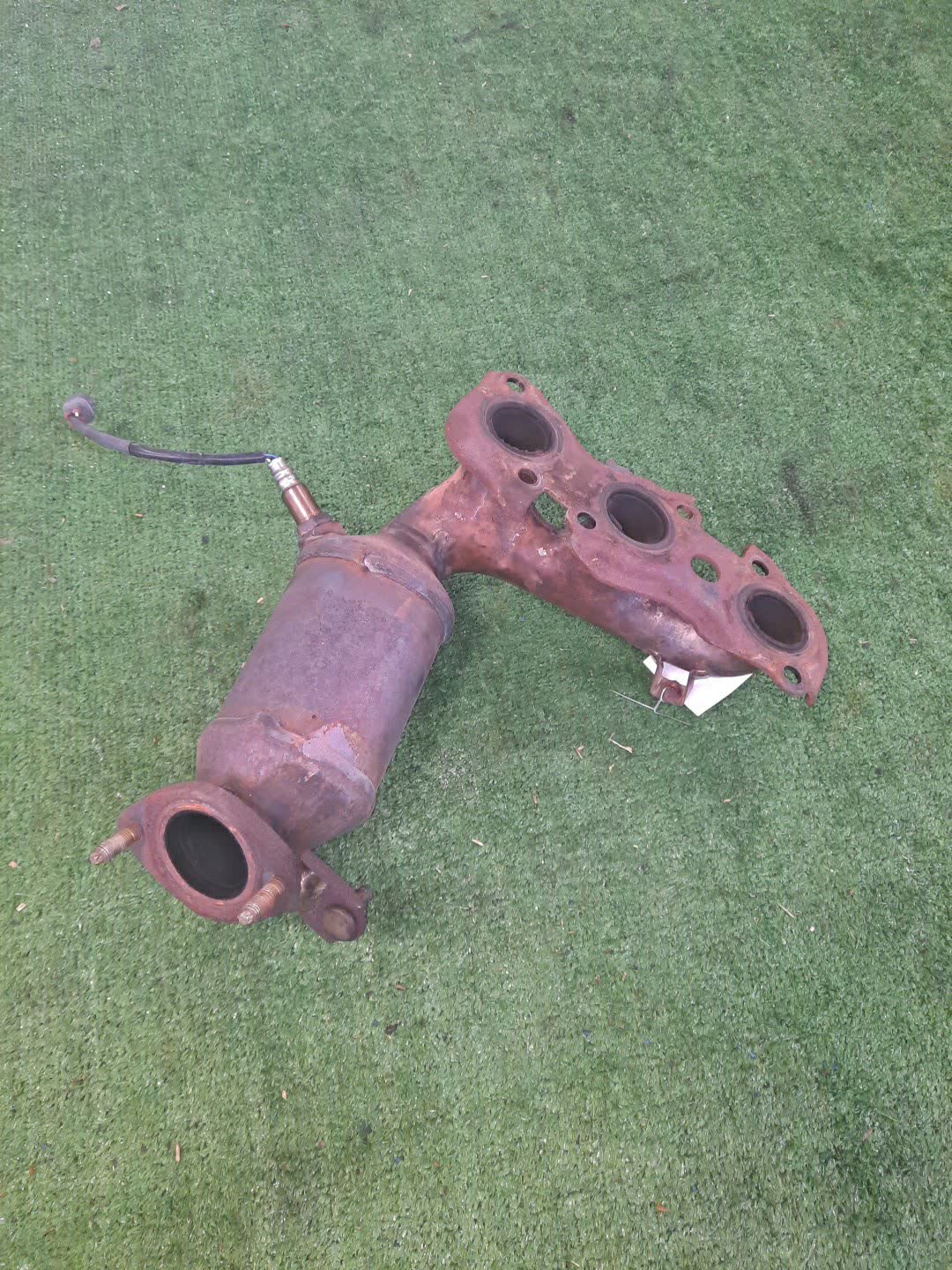 Коллектор выпускной передний TOYOTA WINDOM MCV30 1MZ-FE L8065 2 ракурс