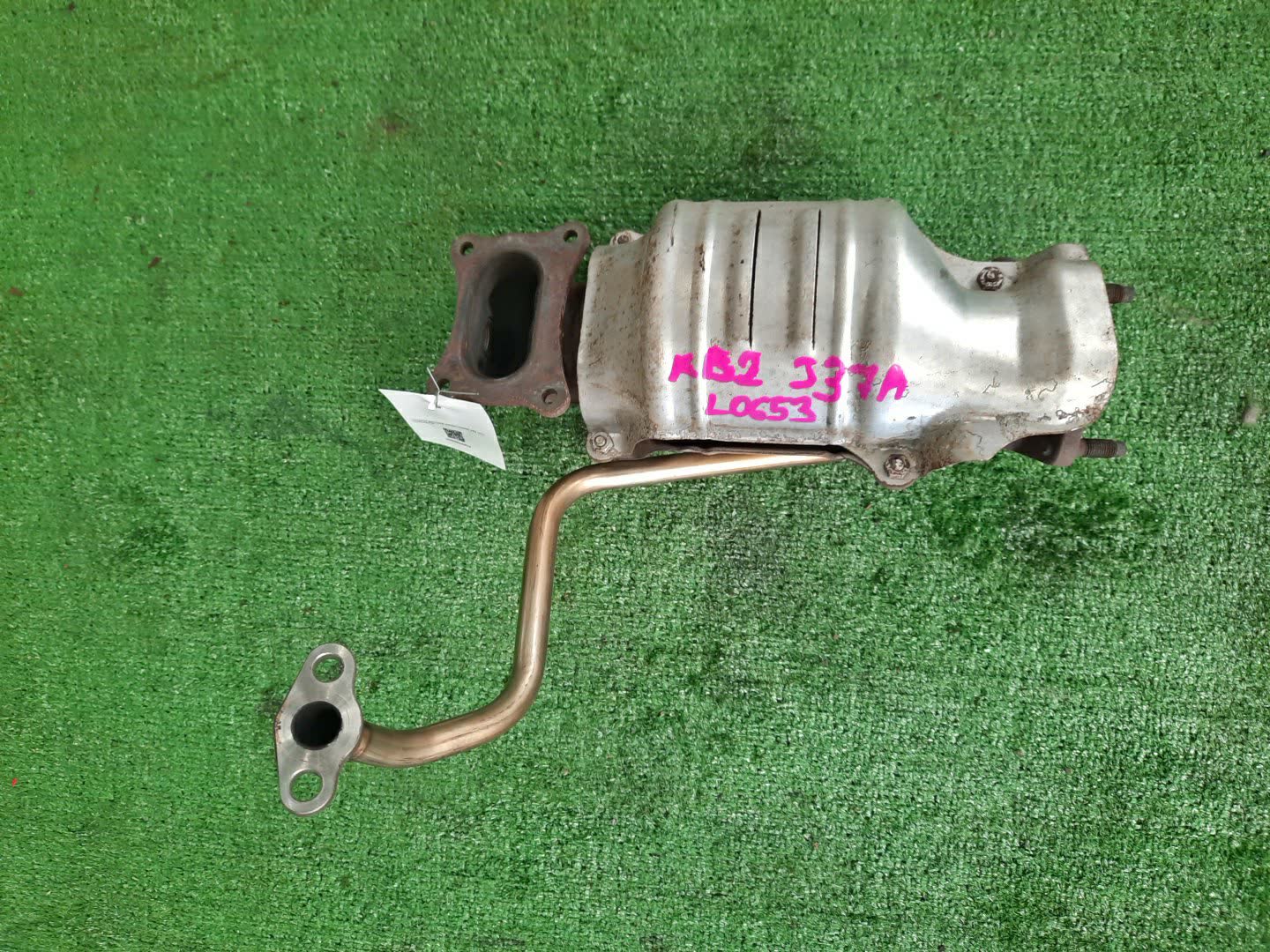 Коллектор выпускной HONDA LEGEND KB2 J37A 2810 1 ракурс Коллектор выпускной HONDA LEGEND KB2 J37A 2810 1 ракурс