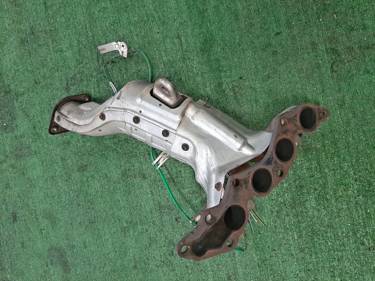 Коллектор выпускной MAZDA ATENZA GH5FP L5-VE 2 ракурс