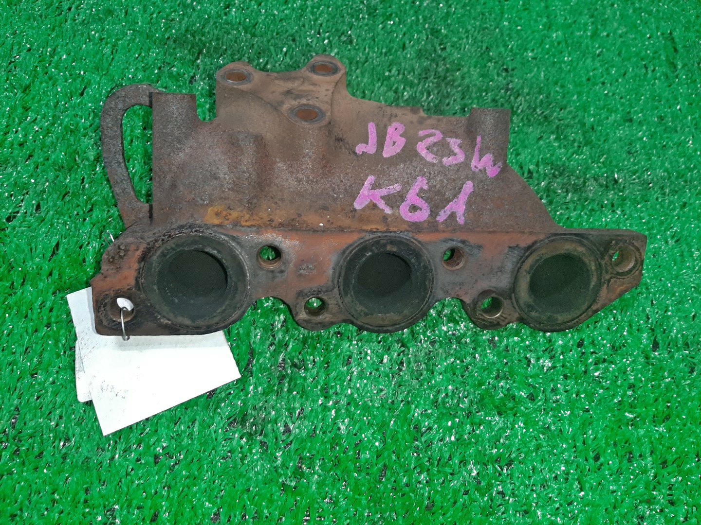 Коллектор выпускной SUZUKI JIMNY JB23W K6A-T 2 ракурс