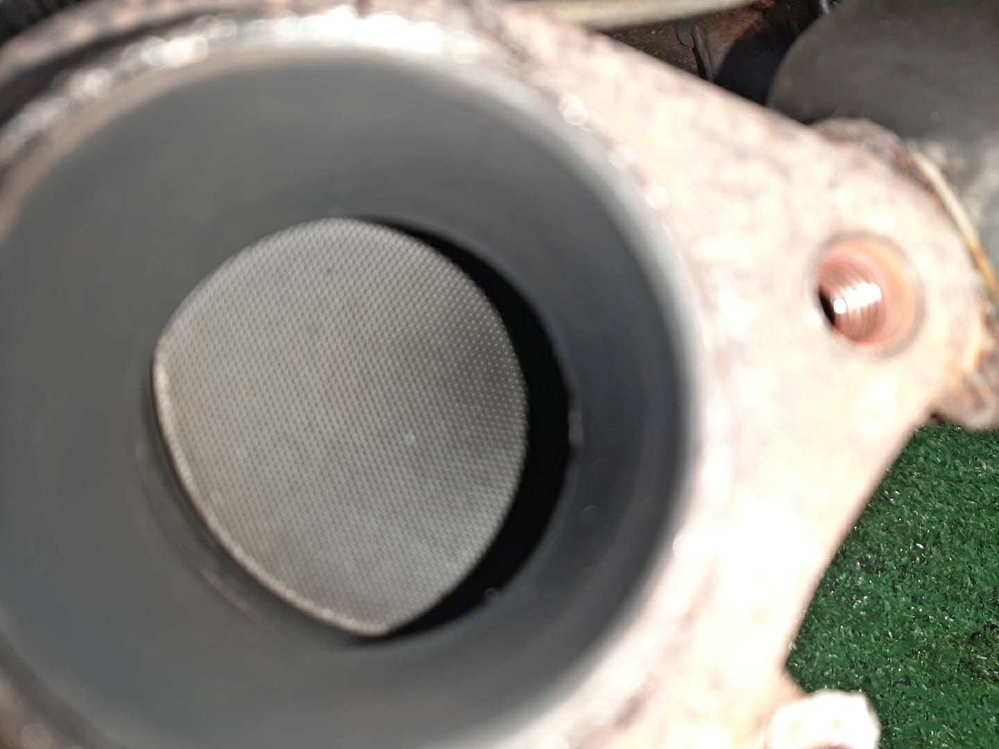 Коллектор выпускной TOYOTA COROLLA AXIO NZE144 1NZ-FE 3 ракурс Коллектор выпускной TOYOTA COROLLA AXIO NZE144 1NZ-FE 3 ракурс