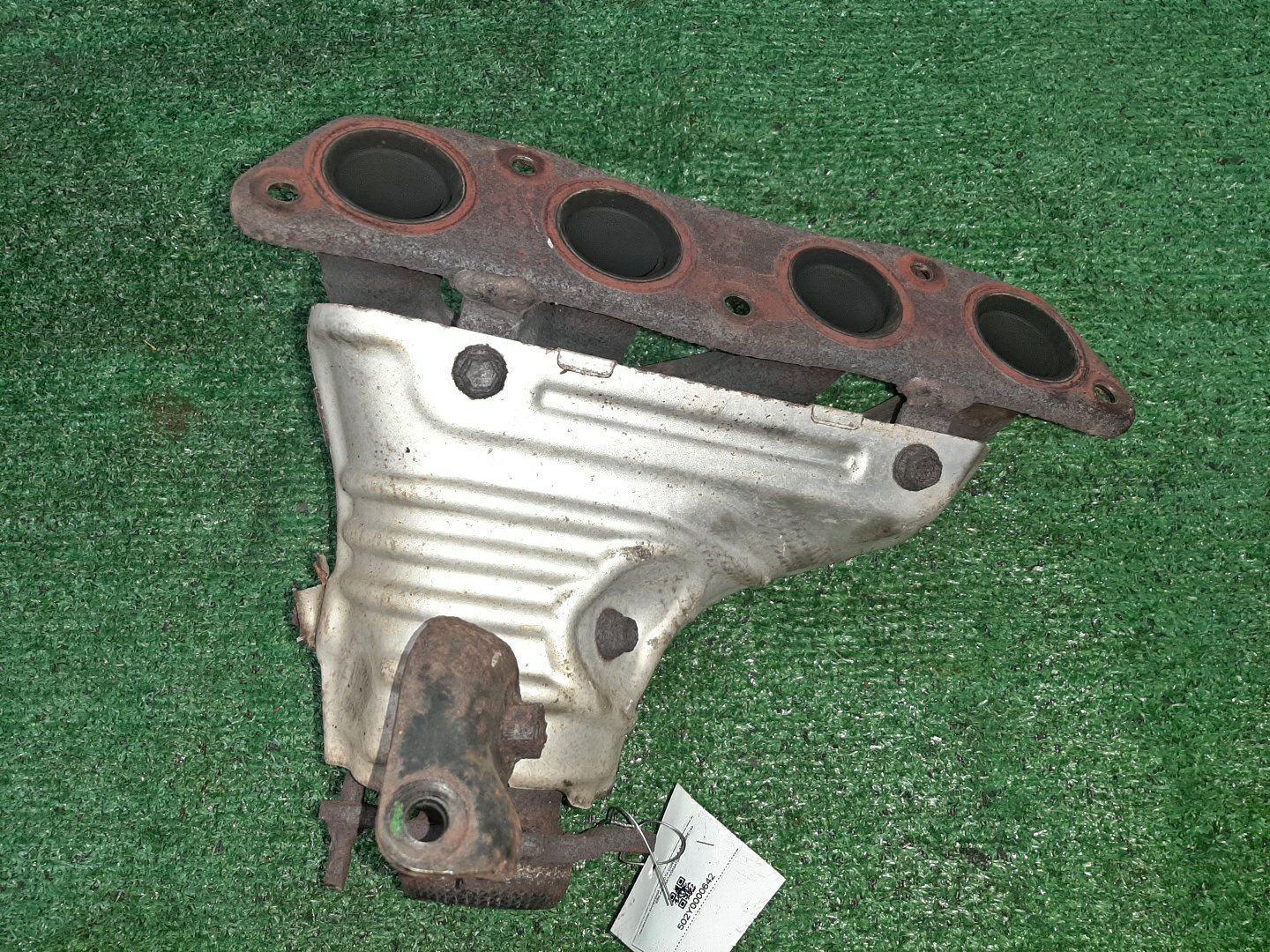Коллектор выпускной TOYOTA COROLLA  AXIO ZRE144 2ZR-FE 2 ракурс