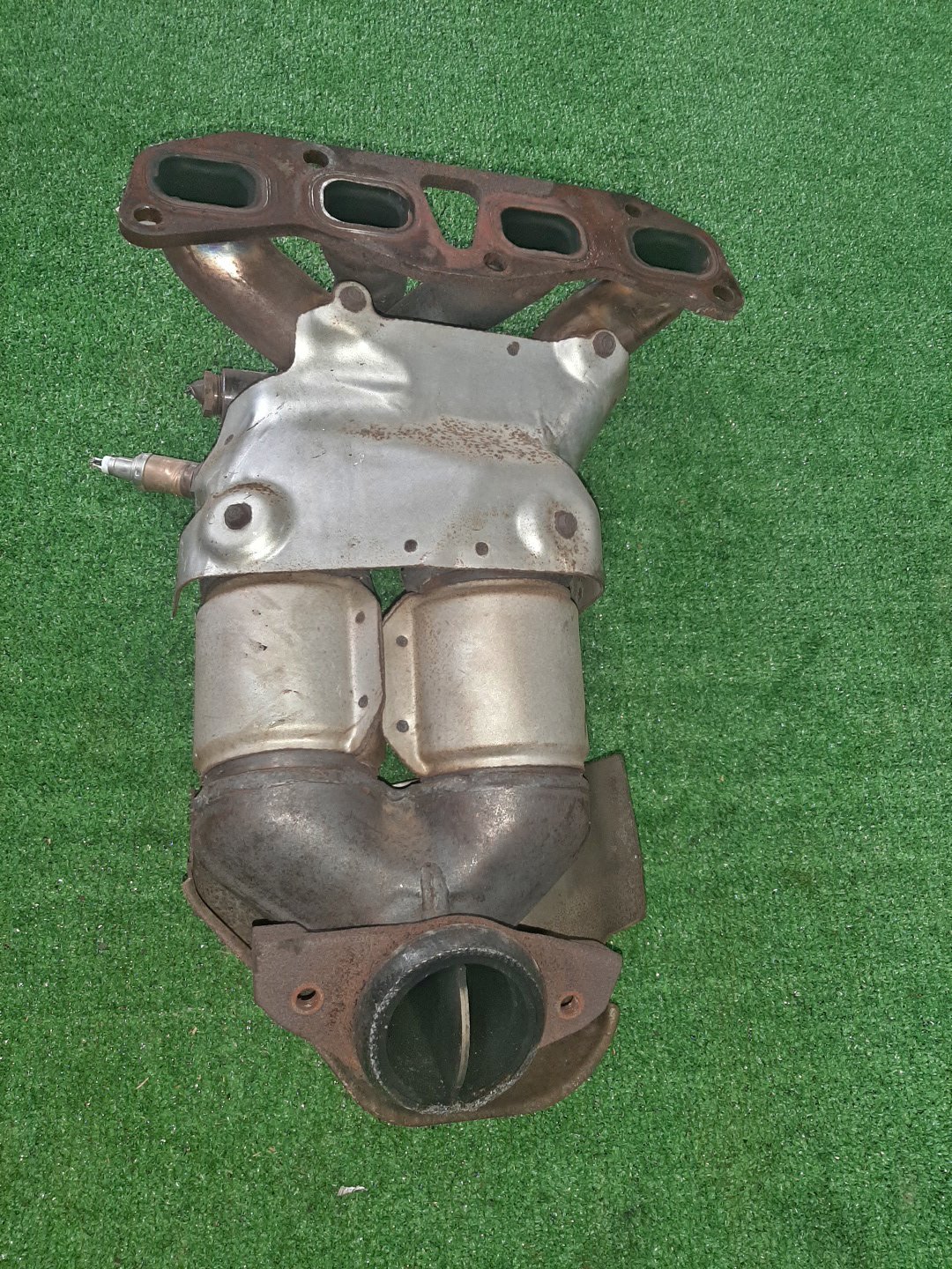 Коллектор выпускной NISSAN BLUEBIRD SYLPHY TG10 QR20DD 3 ракурс