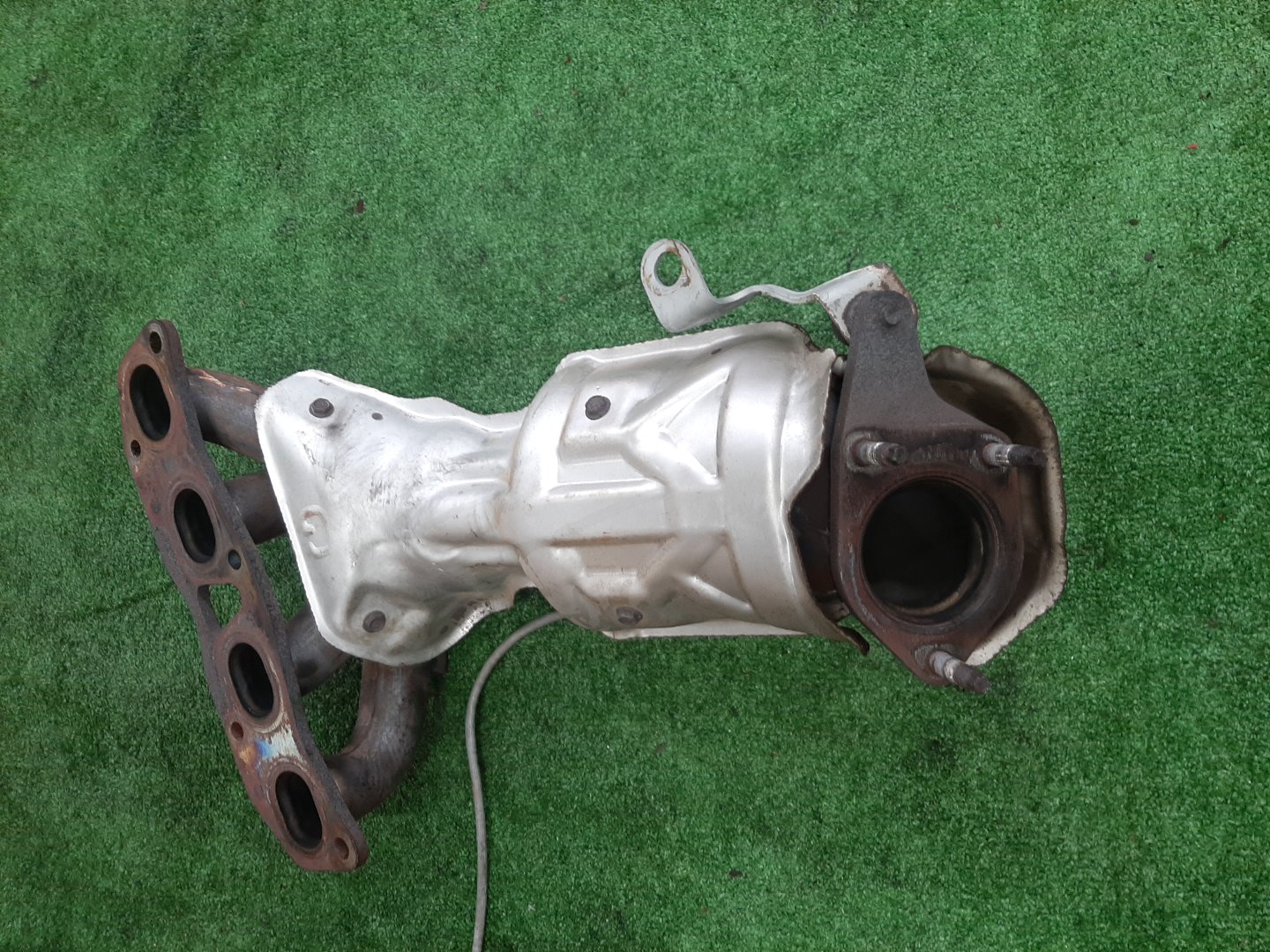 Коллектор выпускной NISSAN TEANA TNJ32 QR25DE 2 ракурс