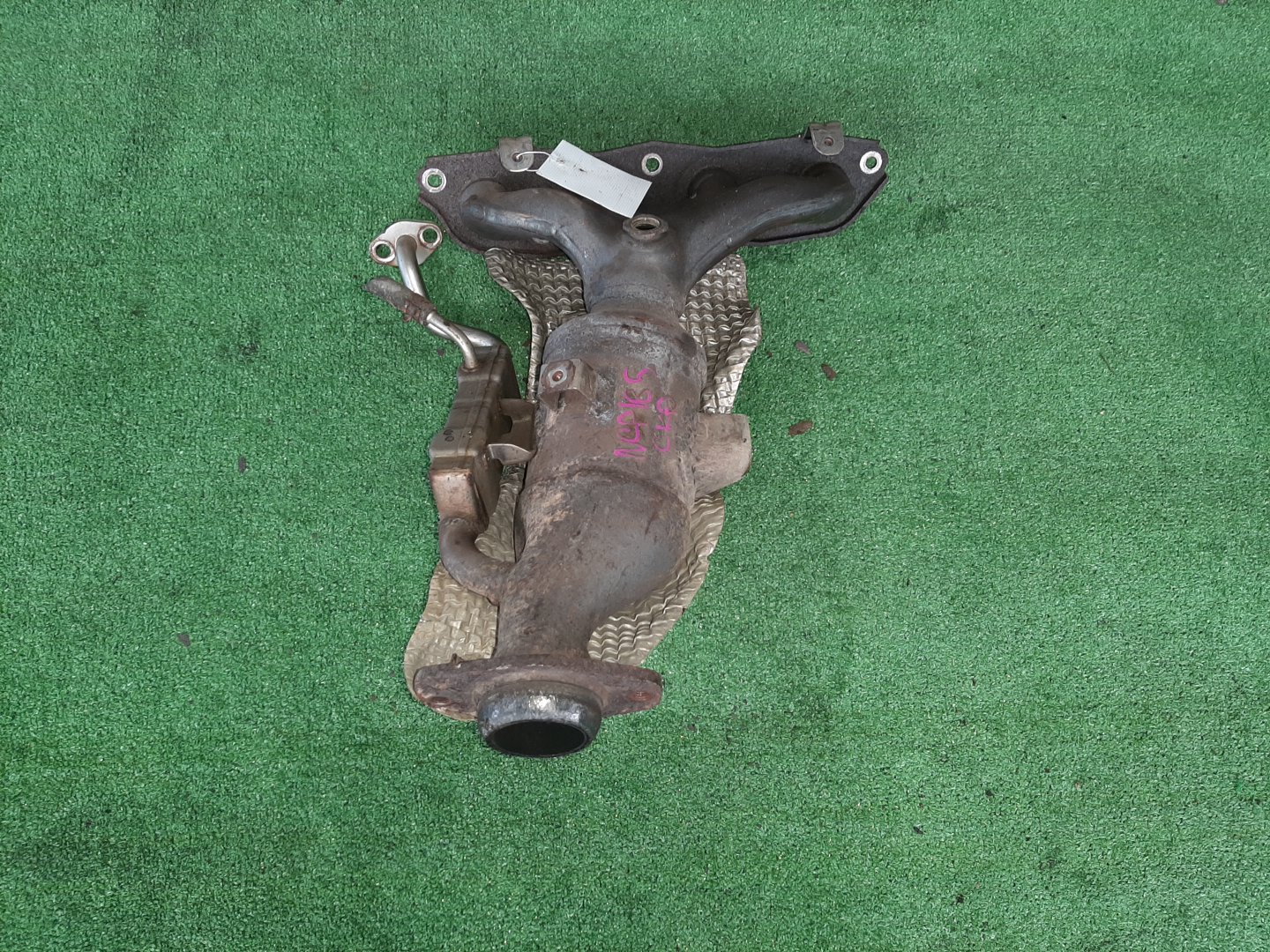 Коллектор выпускной TOYOTA PROBOX NCP160V 1NZ-FE 2 ракурс