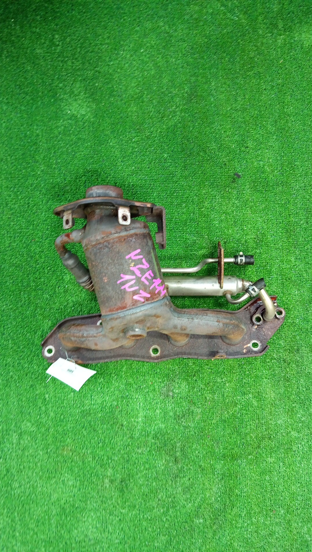 Коллектор выпускной TOYOTA COROLLA FIELDER NZE144G 1NZ-FE 1 ракурс