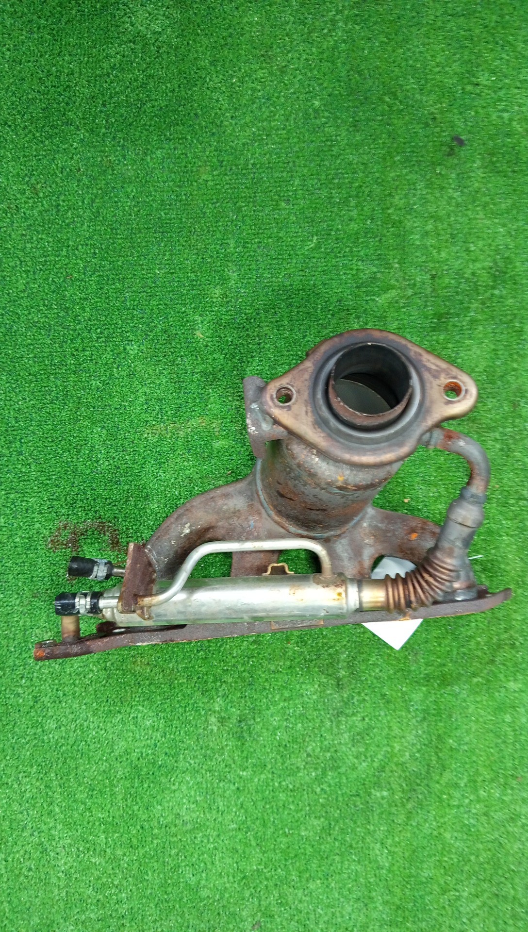 Коллектор выпускной TOYOTA COROLLA FIELDER NZE144G 1NZ-FE 2 ракурс