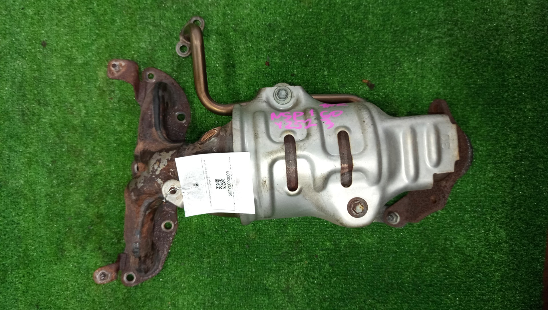 Коллектор выпускной TOYOTA PROBOX NSP160V 1NR-FE 1 ракурс