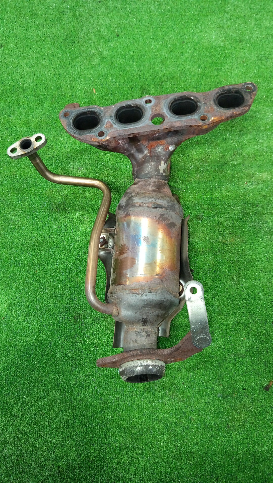 Коллектор выпускной TOYOTA PROBOX NSP160V 1NR-FE 2 ракурс