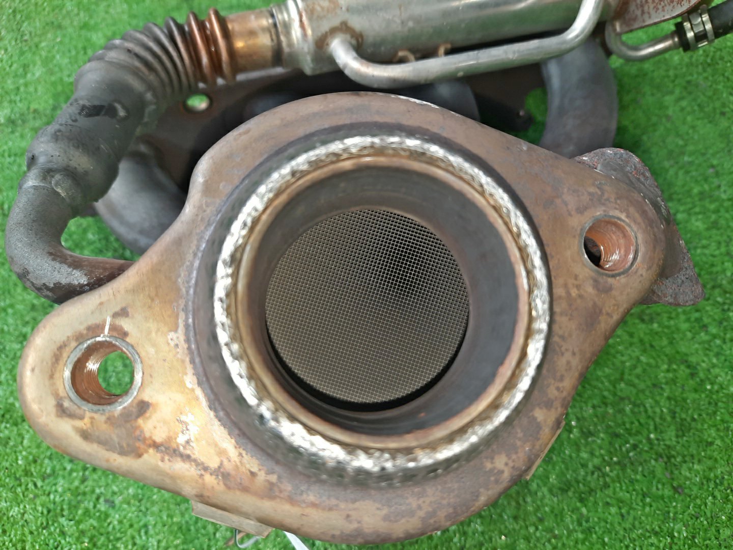 Коллектор выпускной TOYOTA COROLLA  AXIO NZE144 1NZ-FE 3 ракурс