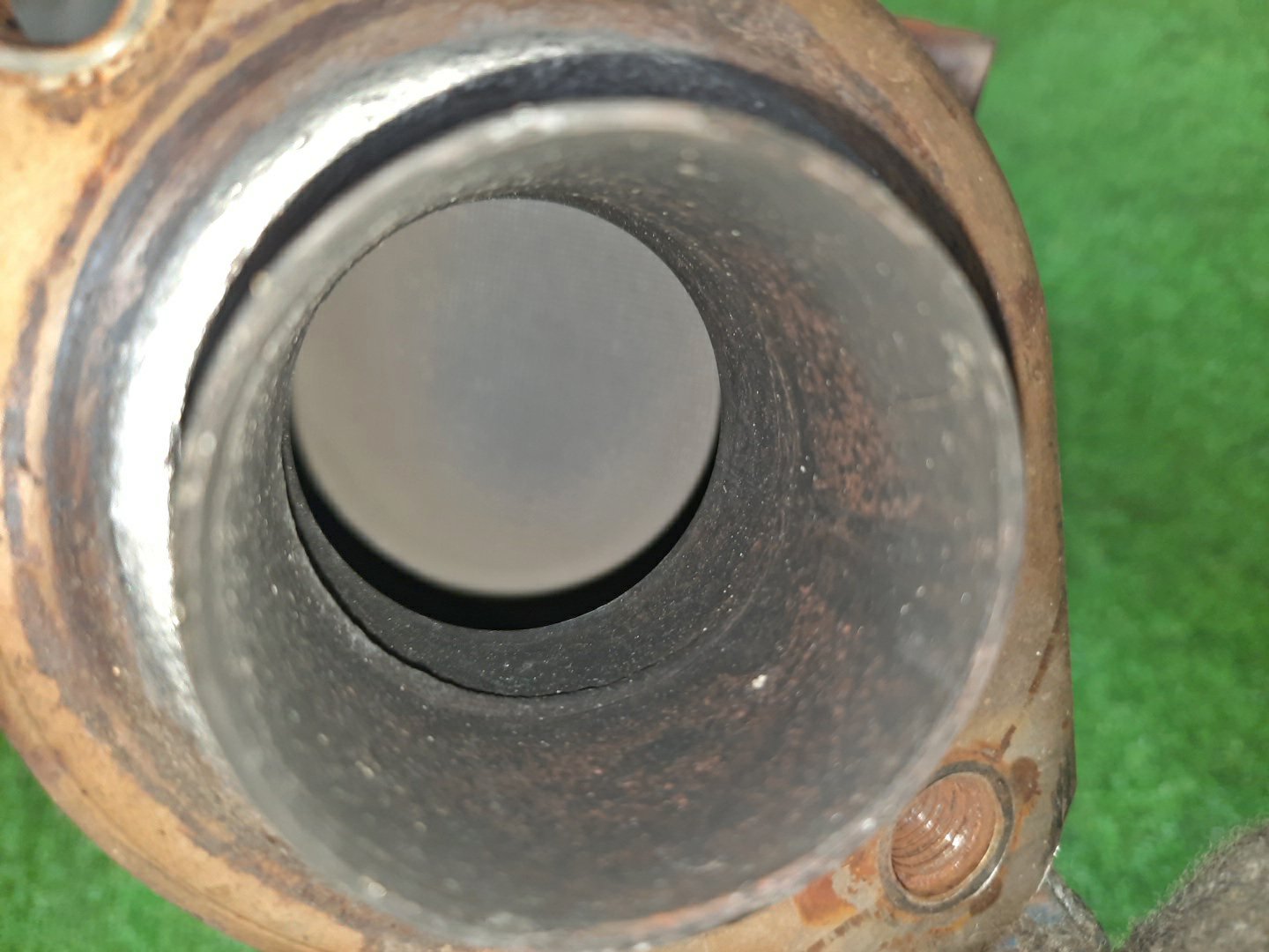 Коллектор выпускной TOYOTA CAMI J102E K3-VE 3 ракурс
