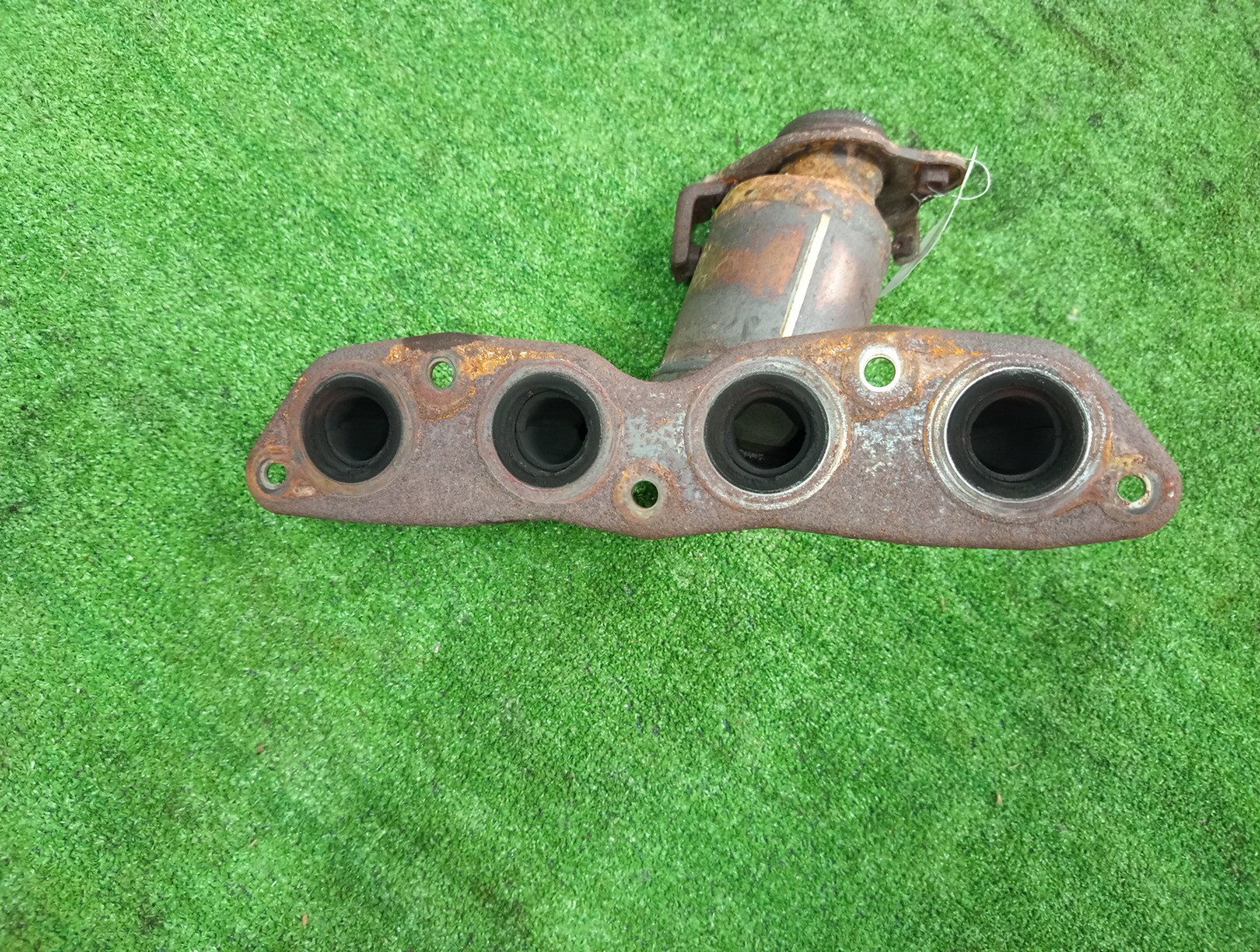 Коллектор выпускной TOYOTA PROBOX NCP55V 1NZ-FE 3 ракурс