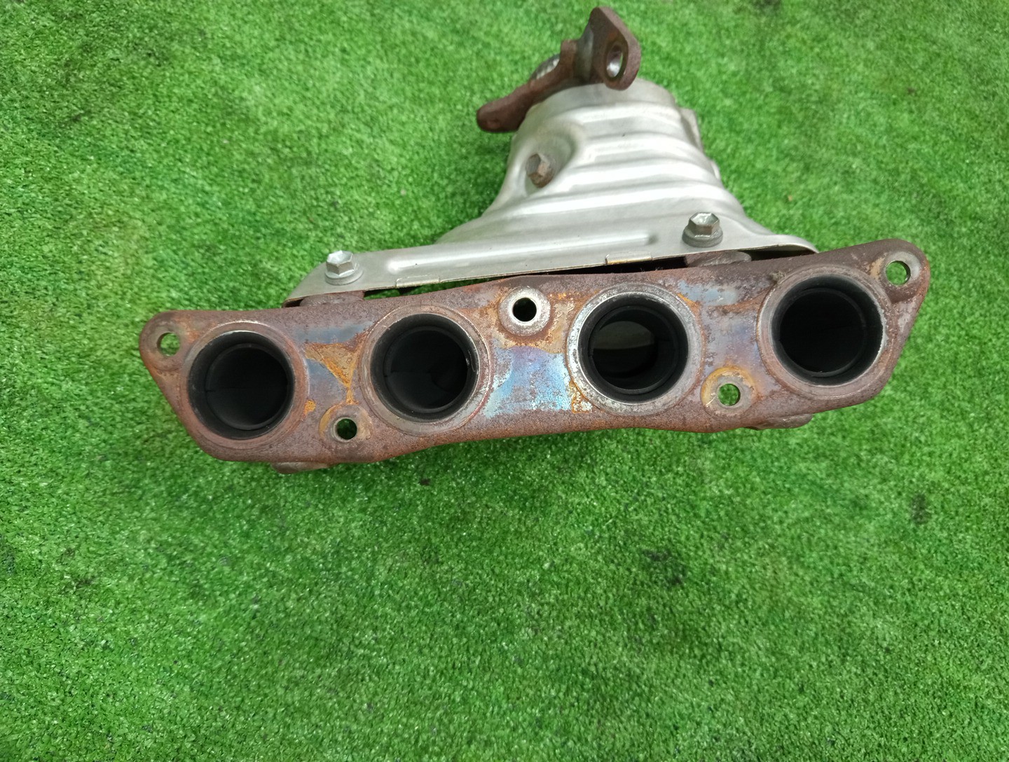 Коллектор выпускной TOYOTA ALLION ZRT265 2ZR-FE 3 ракурс