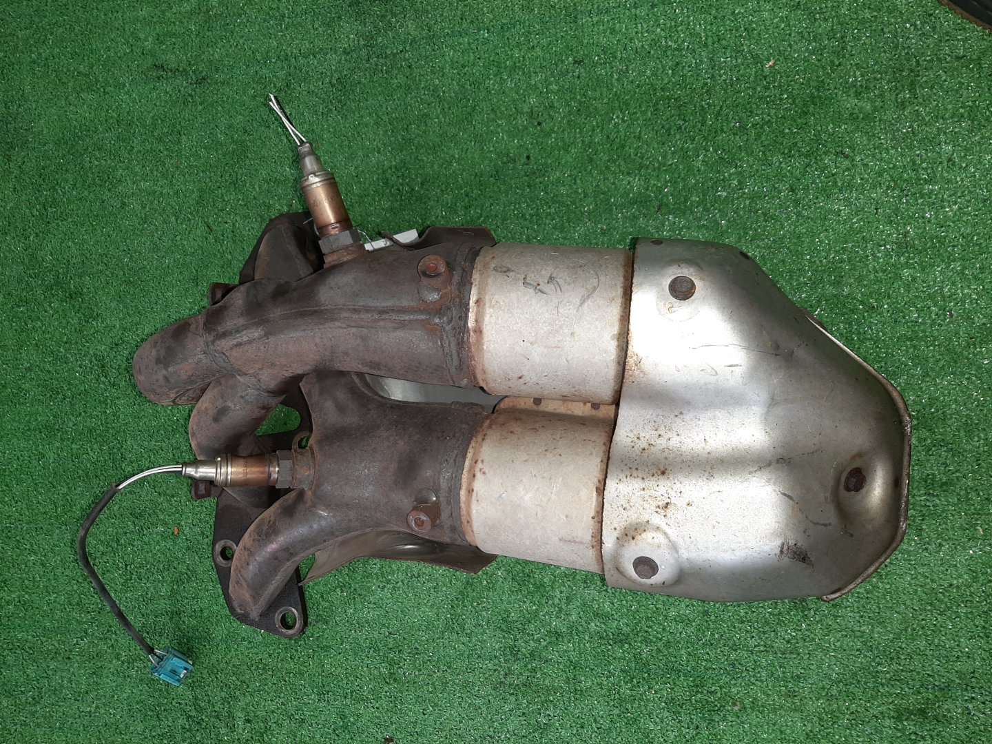 Коллектор выпускной NISSAN PRIMERA P12, TP12, WTP12 QR20DE 1 ракурс Коллектор выпускной NISSAN PRIMERA P12, TP12, WTP12 QR20DE 1 ракурс