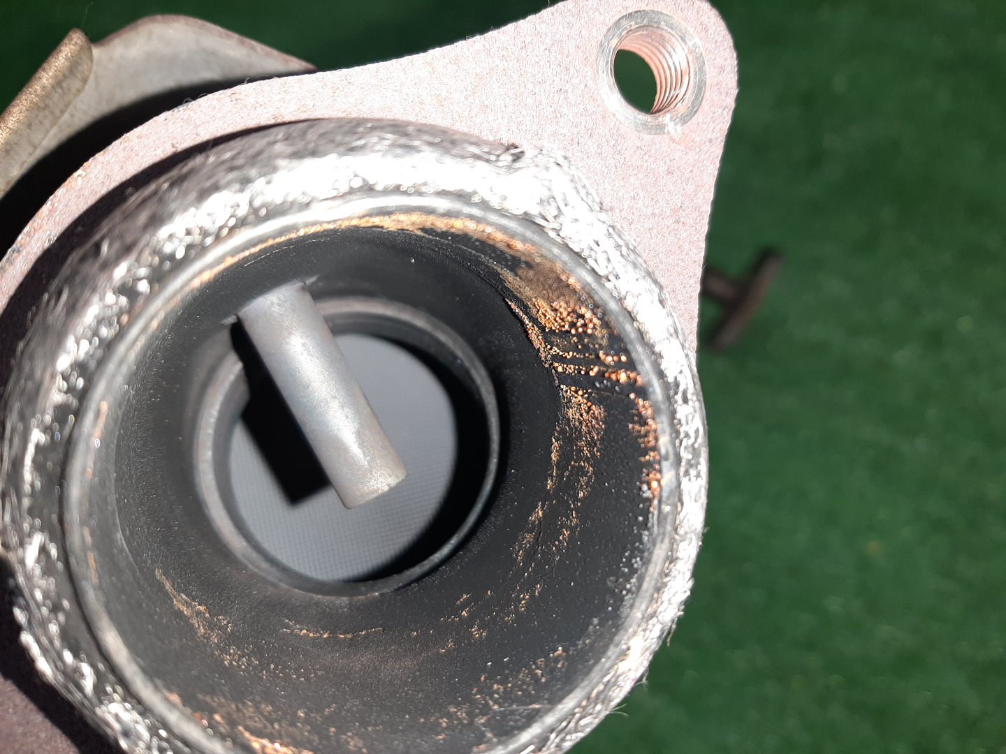 Коллектор выпускной TOYOTA VITZ NSP135 1NR-FE 2 ракурс