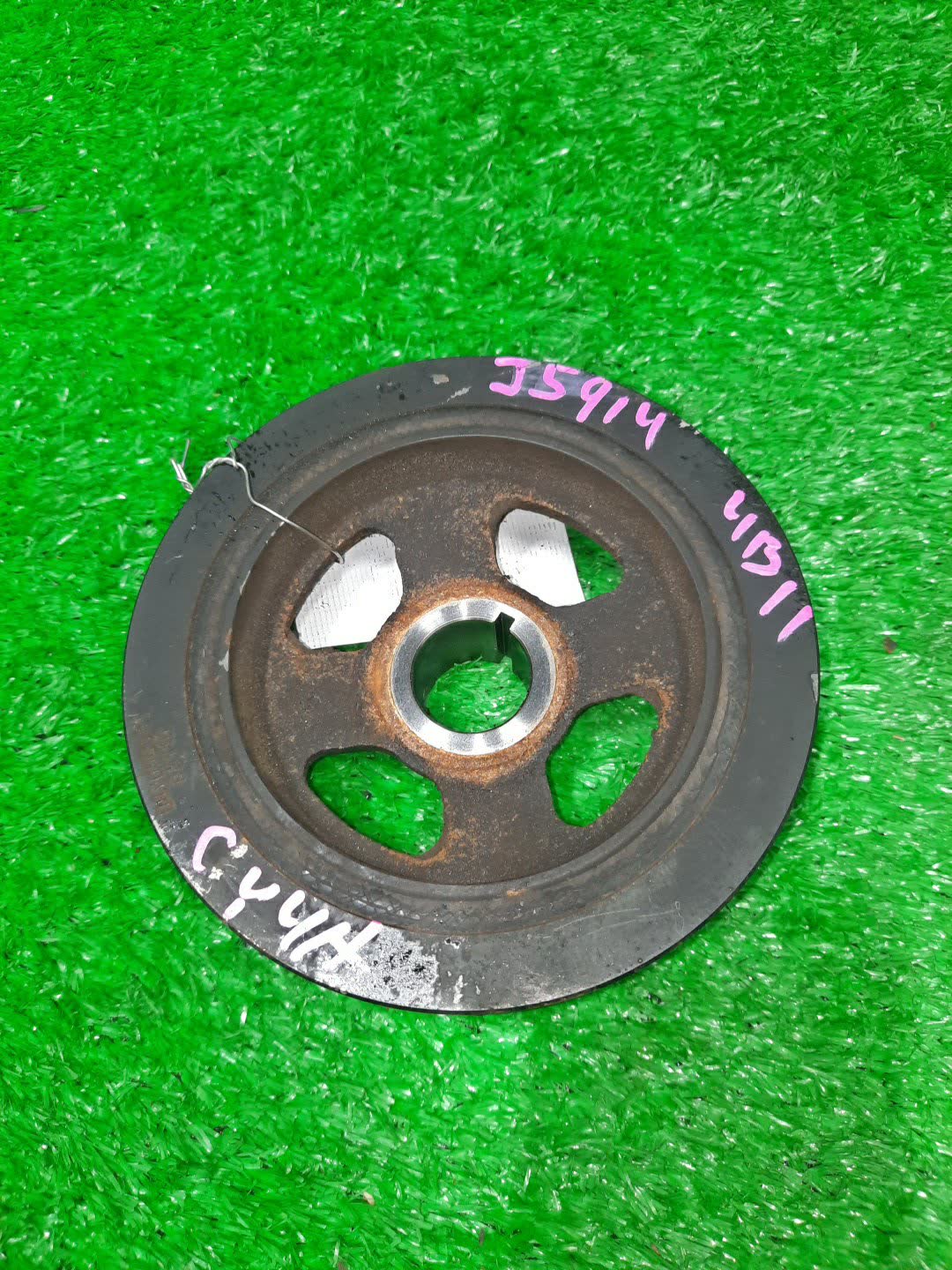 Шкив коленвала MITSUBISHI GALANT FORTIS CY4A 4B11 2 ракурс