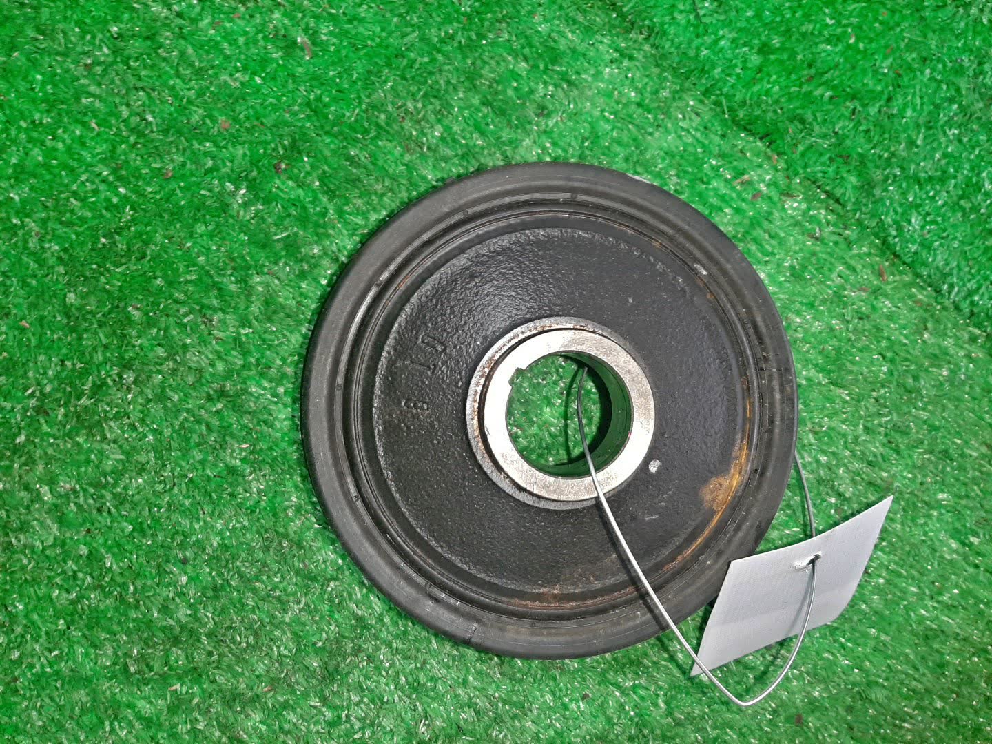 Шкив коленвала MERCEDES-BENZ M-Class W164 M272.967 A2720300803 2 ракурс
