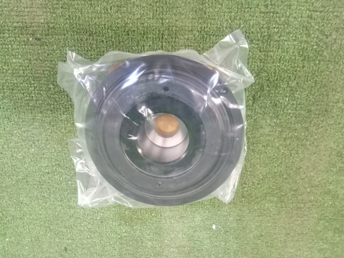 Шкив коленвала NISSAN NOTE E12 HR12DDR 12303-3HD0B 5 ракурс