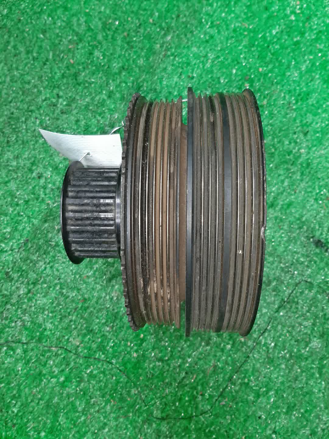 Шкив коленвала MAZDA BONGO SKF2M RF-T 3 ракурс