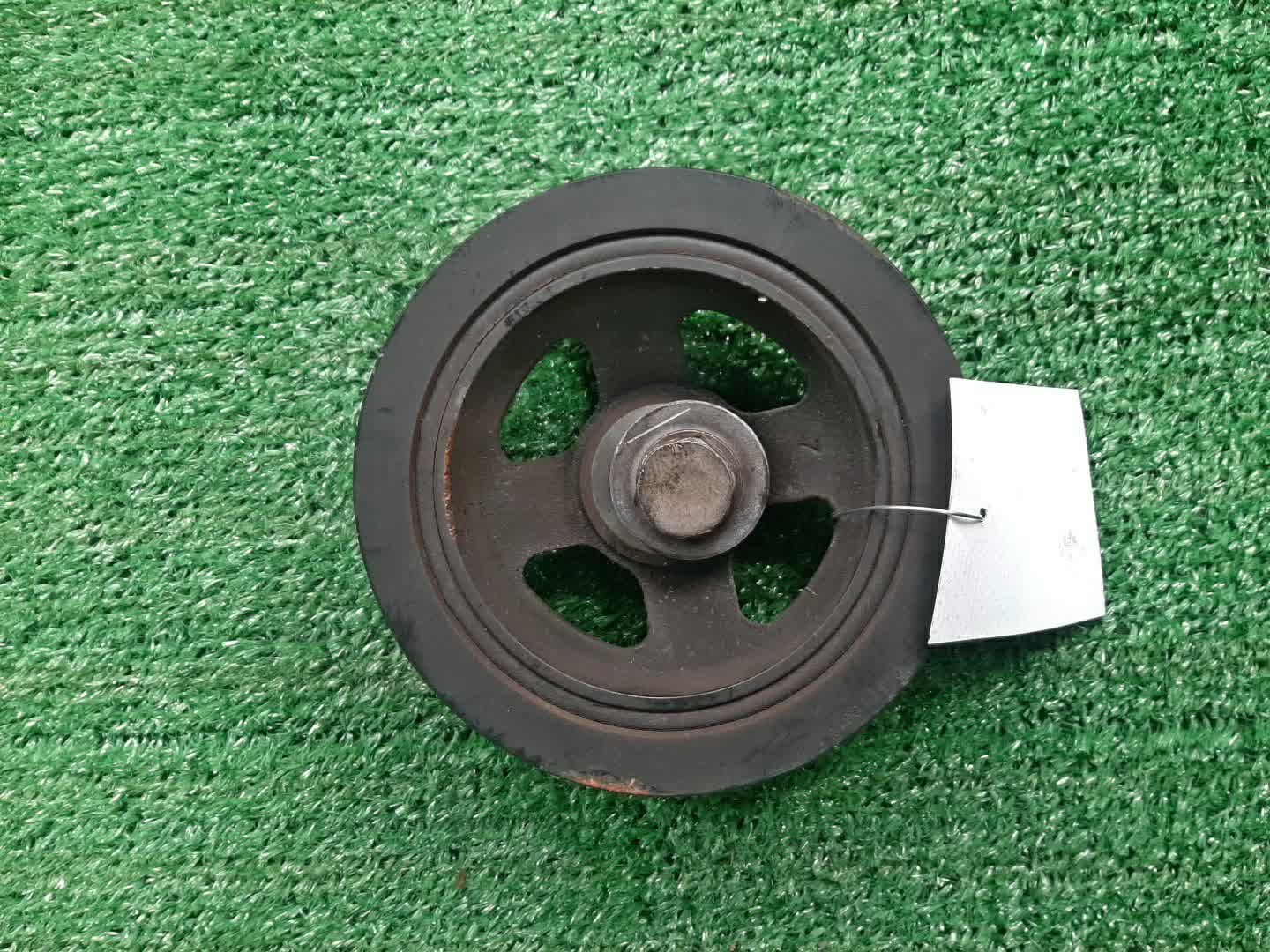 Шкив коленвала MITSUBISHI DELICA D5 CV5W 4B12 1 ракурс Шкив коленвала MITSUBISHI DELICA D5 CV5W 4B12 1 ракурс