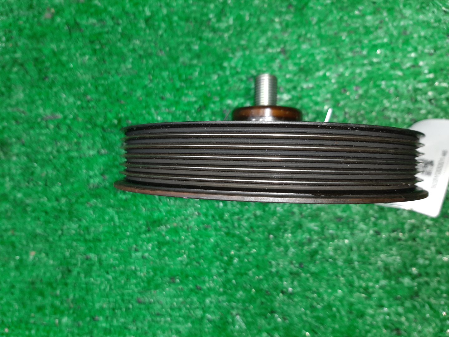 Шкив коленвала TOYOTA RACTIS SCP100 2SZ-FE 2 ракурс