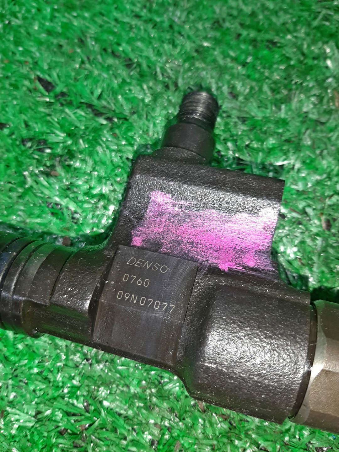 Форсунка TOYOTA DYNA XZU620D N04C-T 09N-07077 3 ракурс