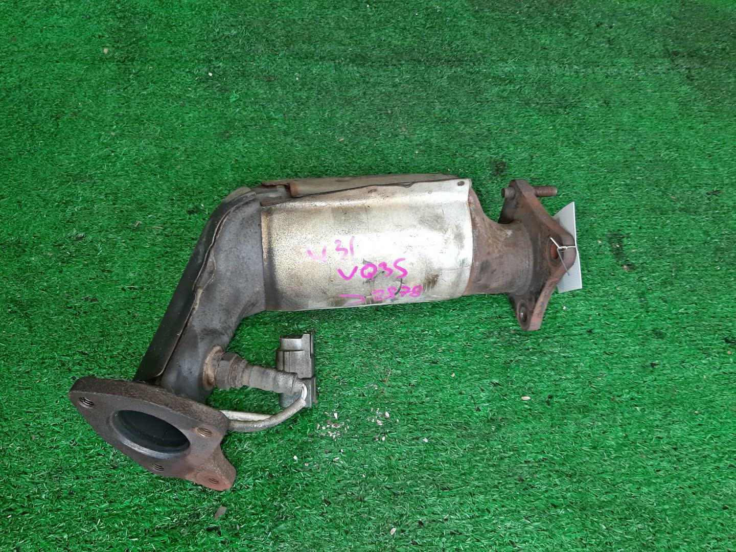 Катализатор задний NISSAN PRESAGE PNU31 VQ35DE J2878 1 ракурс