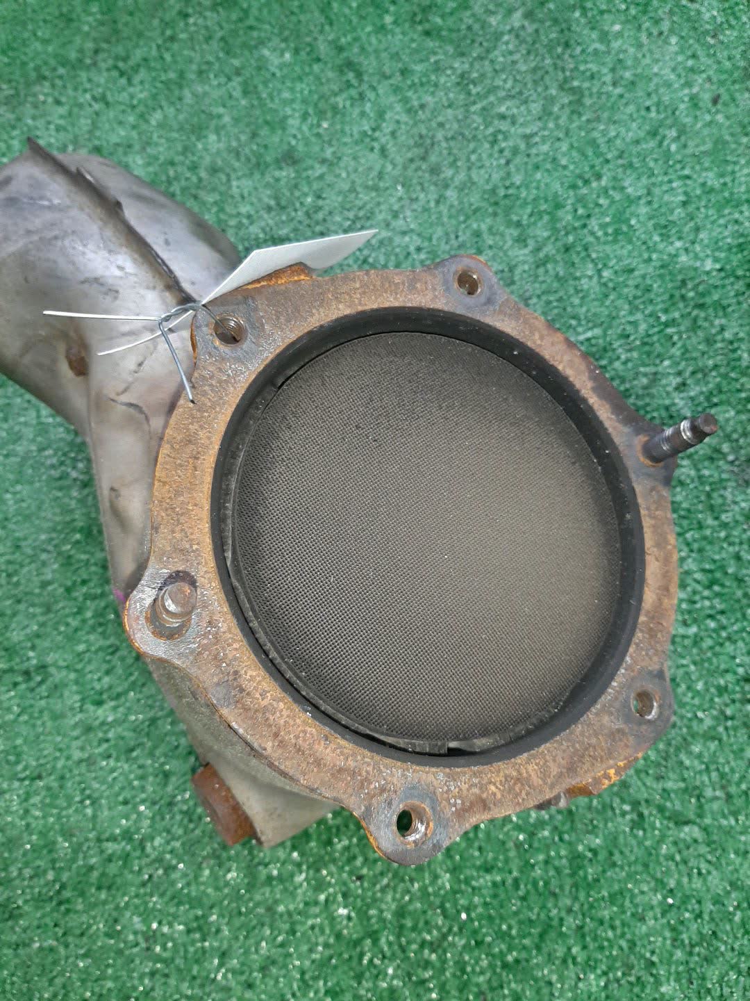 Катализатор NISSAN SERENA C25 MR20DE 2 ракурс