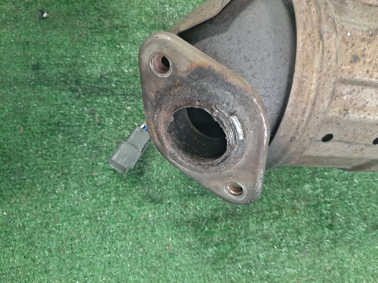 Катализатор MITSUBISHI OUTLANDER GG2W 4B11 3 ракурс