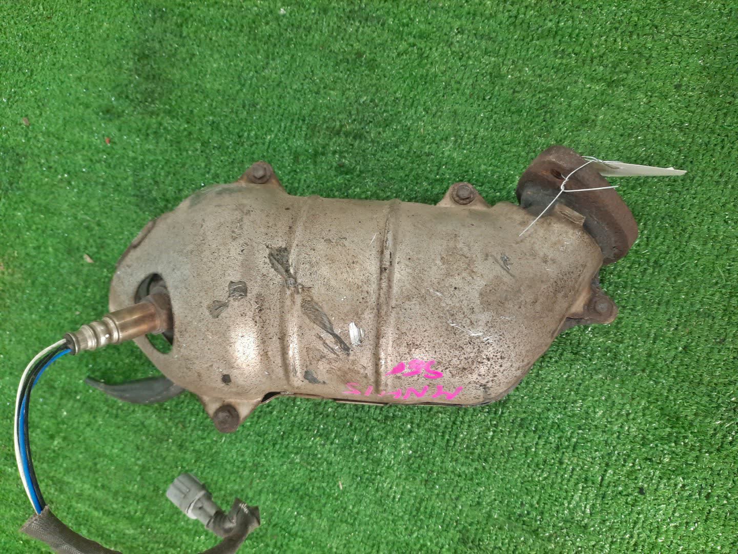 Катализатор TOYOTA ALPHARD MNH15W 1MZ-FE 1 ракурс