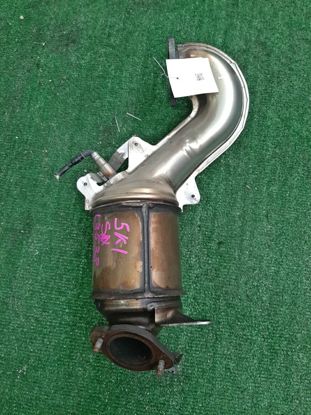 Катализатор VOLKSWAGEN GOLF 5K1 CAX L3538 1 ракурс