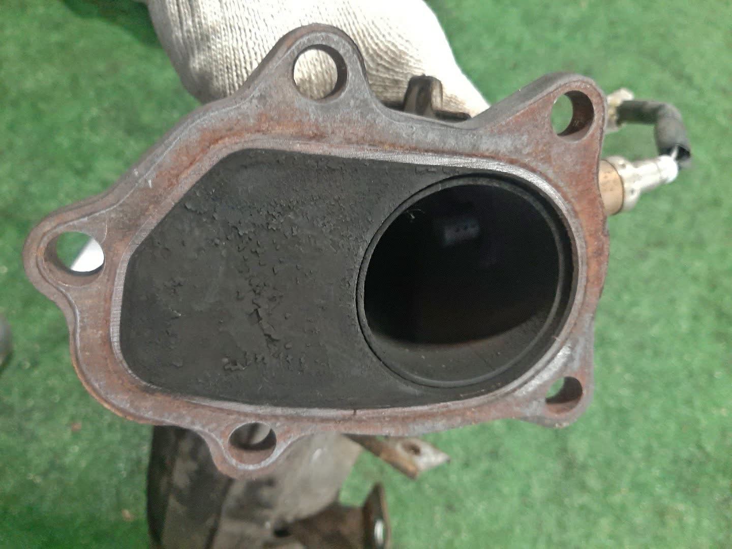 Катализатор передний SUBARU FORESTER SF5 EJ205 3 ракурс