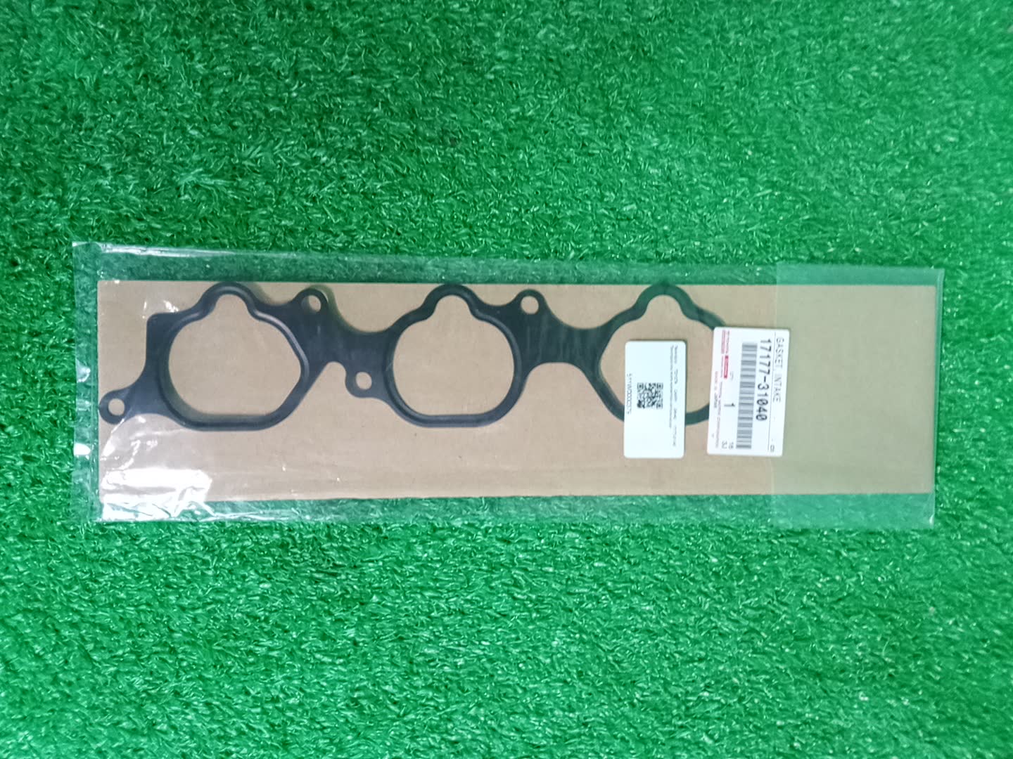 Прокладка впускного коллектора TOYOTA CAMRY GSV40 17177-31040 1 ракурс
