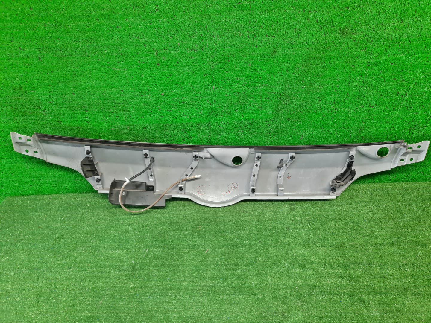 Планка на стеклоочиститель DAIHATSU HIJET TRUCK S510P 53101B501 2 ракурс