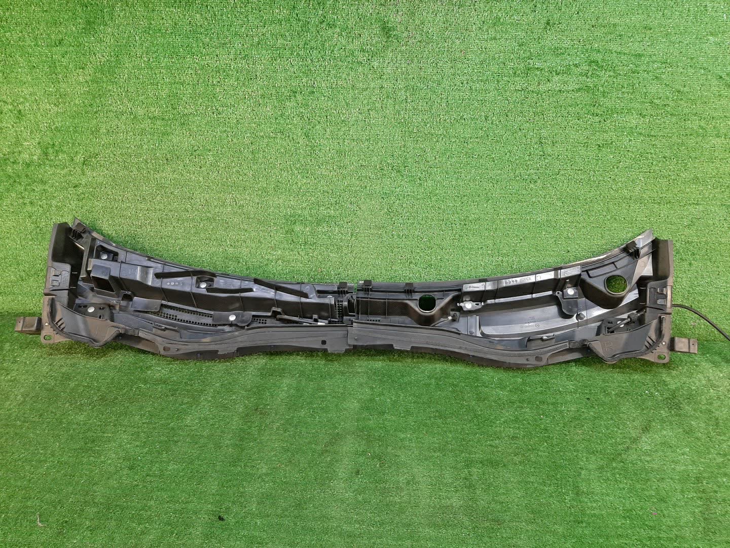 Планка на стеклоочиститель передняя MAZDA AXELA BM5FP 2 ракурс