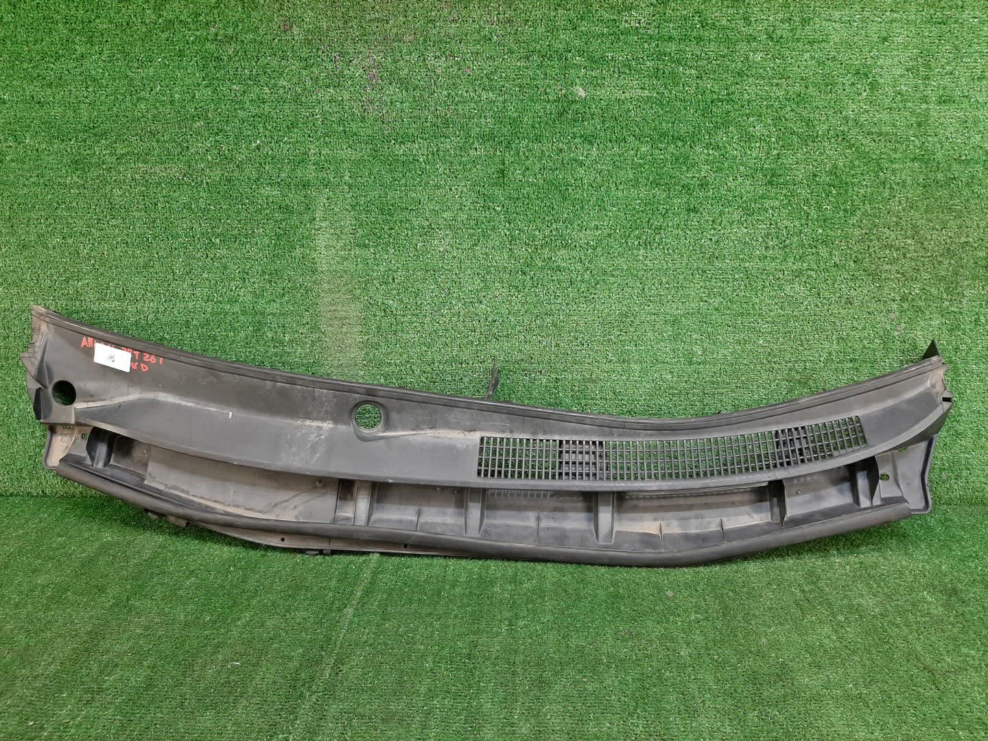 Планка на стеклоочиститель TOYOTA ALLION ZRT261 1 ракурс