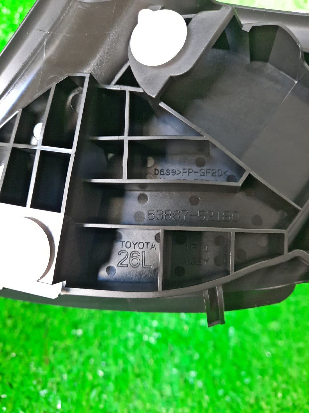 Планка на стеклоочиститель левая TOYOTA AQUA NHP10 53867-52180 3 ракурс