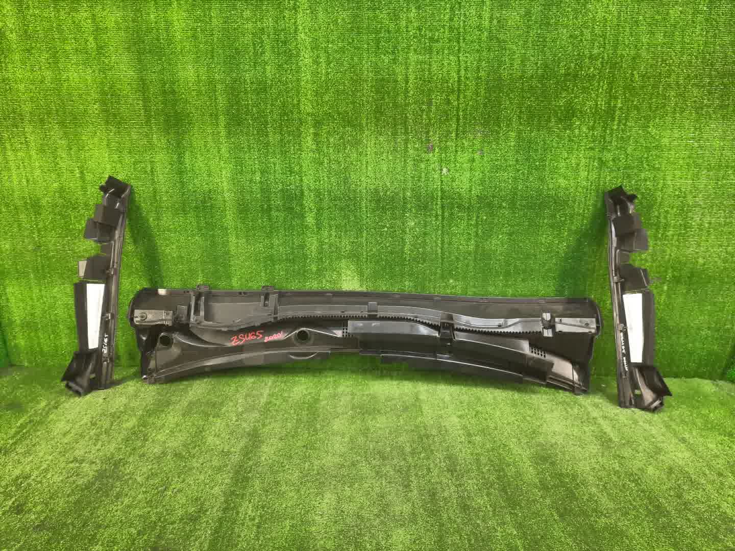 Планка на стеклоочиститель TOYOTA HARRIER ZSU65W 55751-42040 2 ракурс
