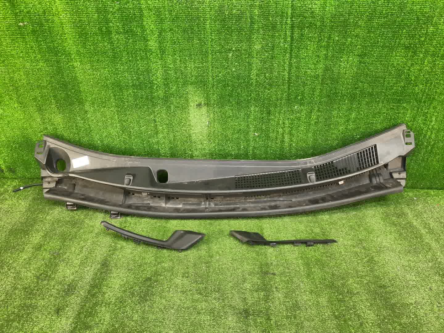 Планка на стеклоочиститель TOYOTA AQUA MXPK11 55812-52110 1 ракурс